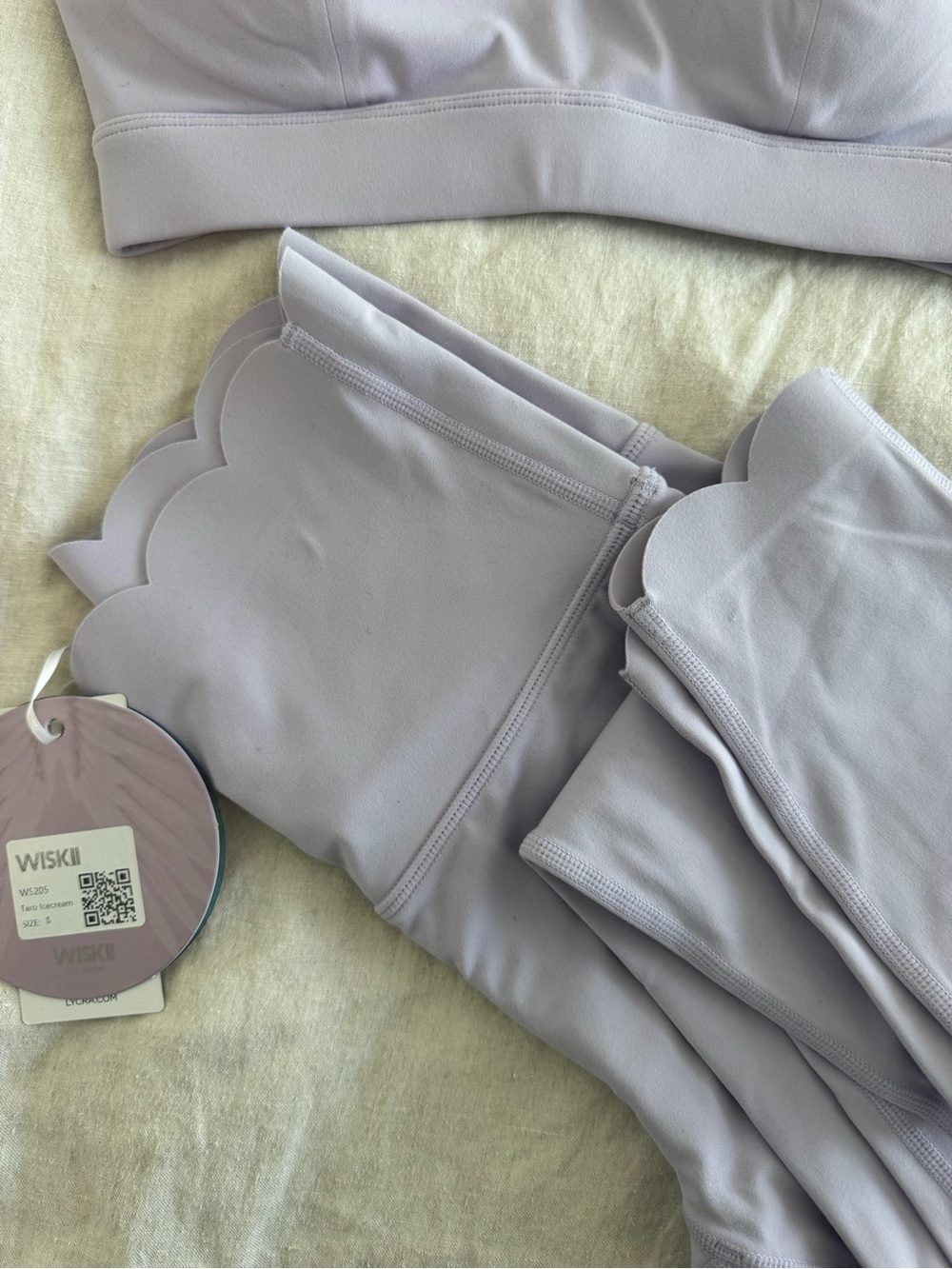 Scallop Edge Lavender *and* Pistachio Workout Set - Picture 8 of 15